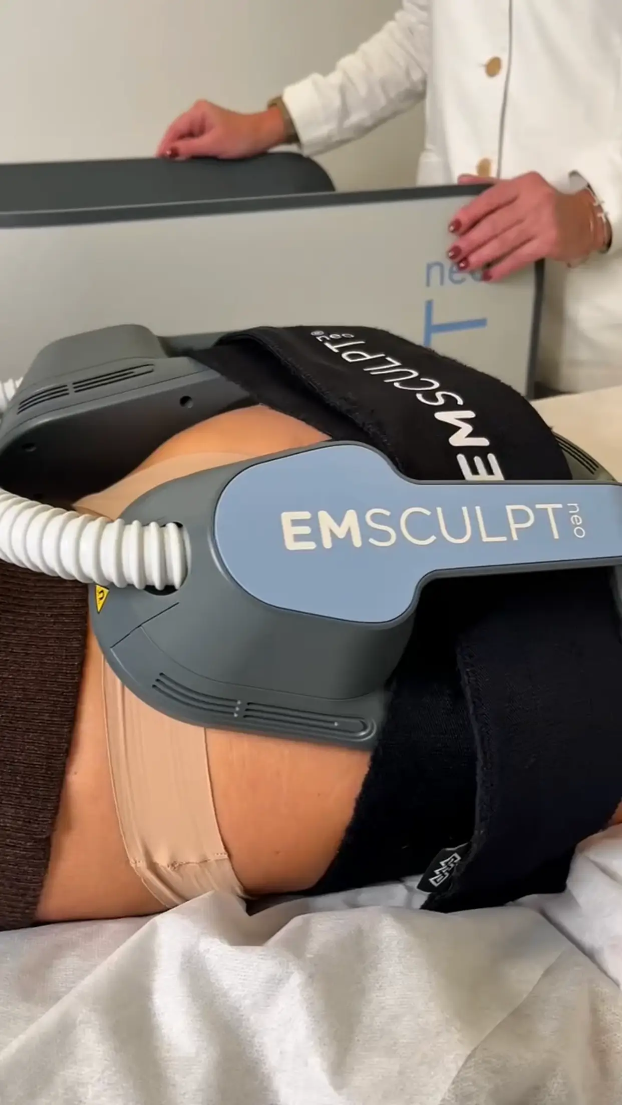 emsculpt neo